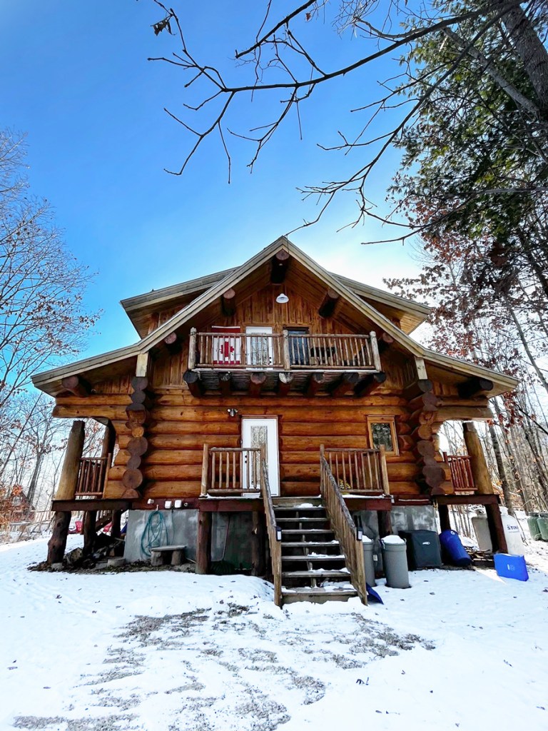 Featured Log Home Calabogie Flynn Log Homes